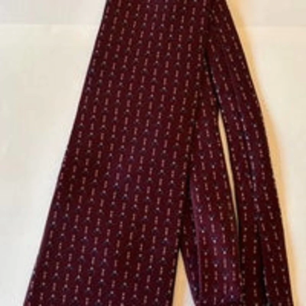 Neo‎ Bill Blass Neck Tie
